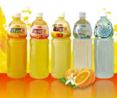 直線式瓶裝液體自動(dòng)灌裝機(jī)果汁灌裝